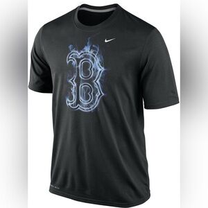 Nike Black and Blue Men's Graphic Tee